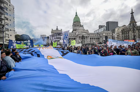 REFORMA LABORA: La CGT moviliza el 11
