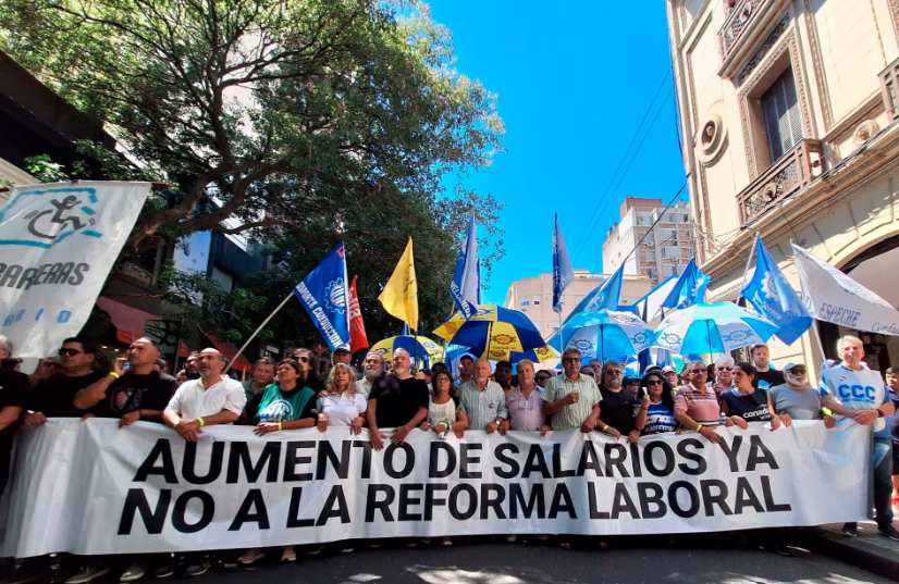 TODOS AL CONGRESO: El Movimiento Obrero planta batalla contra la reforma laboral de Milei