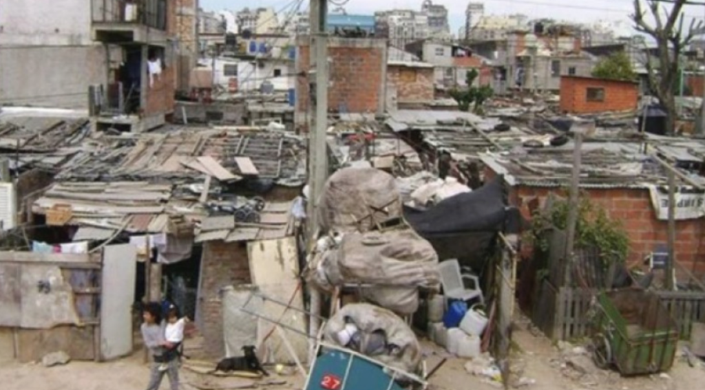 INDEC: El índice oficial oculta la pobreza real