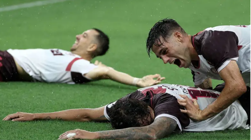 MARACANAZO EN RÍO: Lanús derrota a Flamengo, gana 3-2 y se consagra campeón de la Recopa Sudamericana