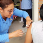 LA CANDELARIA: Inicia la vacunación contra el dengue en el departamento