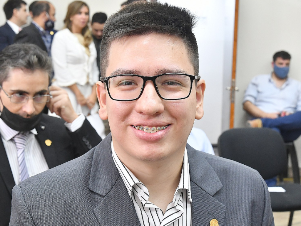 DENUNCIADO POR VIOLENCIA VOLVIÓ A SU BANCA