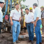 AGUA PARA TARTAGAL: Sáenz recorrió la obra de un nuevo pozo de agua que busca reforzar un sistema