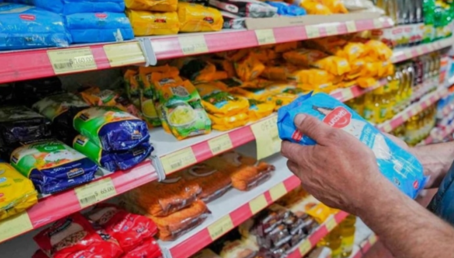 EL CONSUMO EN PICADA: Febrero dejó la peor caída en un año