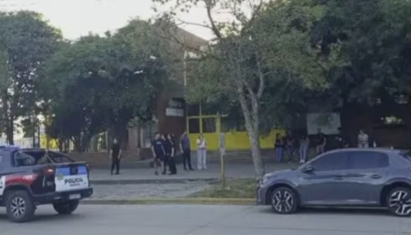 ALUMNO ARMADO MATÓ UN COMPAÑERO EN LA ESCUELA