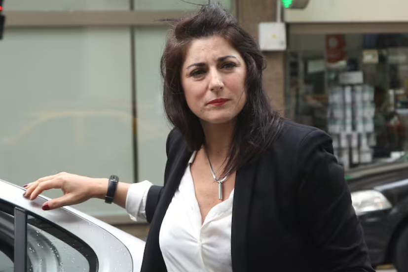 JULIANA SANTILLÁN: La diputada que “revivió” a Checoslovaquia