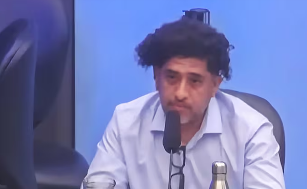 UN ESPÍA EN LA AUDIENCIA POR LA LEY DE GLACIARES: Se presenta como ambientalista pero pasó por la SIDE