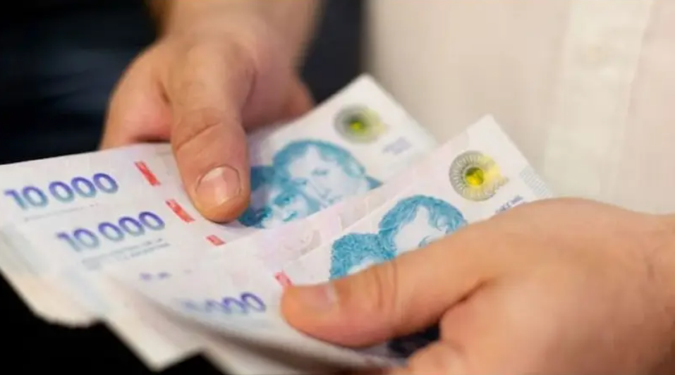 TRABAJADORES MÁS POBRES: Los sueldos no paran de caer