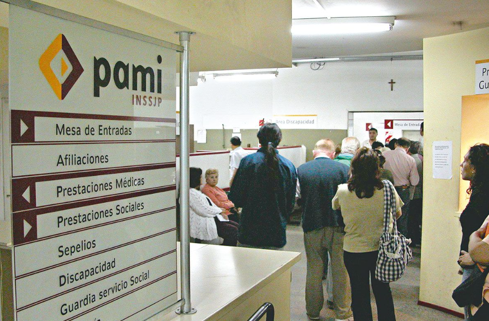 PARO EN PAMI Y MÉDICOS AL LÍMITE: El Gobierno fija pagos de miseria y desata una crisis sanitaria