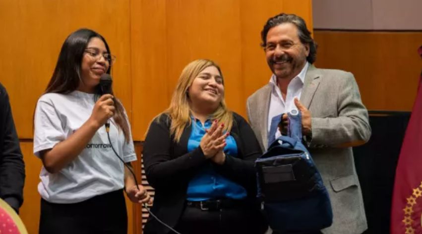GUSTAVO SÁENZ: Encabezó el lanzamiento de “Solve for Tomorrow” y puso a los jóvenes en el centro de la escena