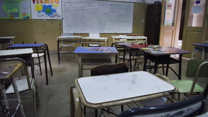 EXCLUSIÓN LIBERTARIA: 42% de abandono escolar