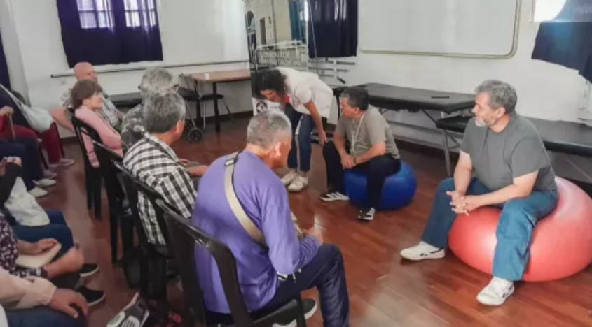 HOSPITAL SAN BERNARDO: Cierra el Mes del Parkinson con capacitación y taller abierto a la comunidad