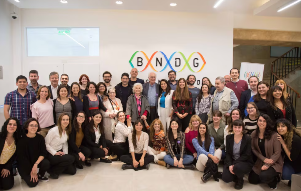 TORCIDA DE BRAZO: Tras la presión judicial, el Gobierno tuvo que liberar fondos para el Banco de Datos Genéticos y admitir el desfinanciamiento