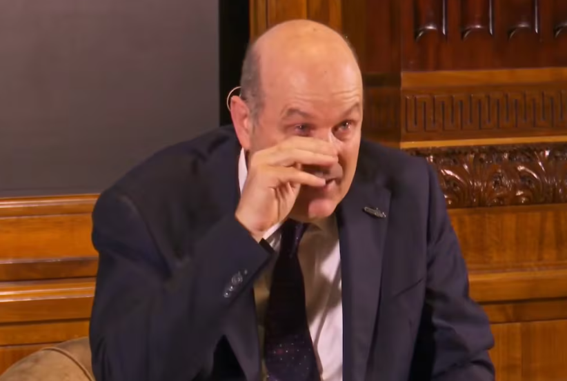 LAS LÁGRIMAS DE COCODRILO DE STURZE