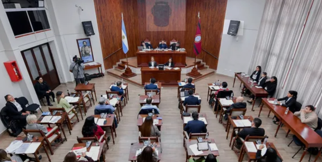 NUEVA CARTA ORGÁNICA MUNICIPAL DEL RETROCESO