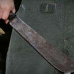 ORÁN: Intentó atacar con un machete a un joven en una peña