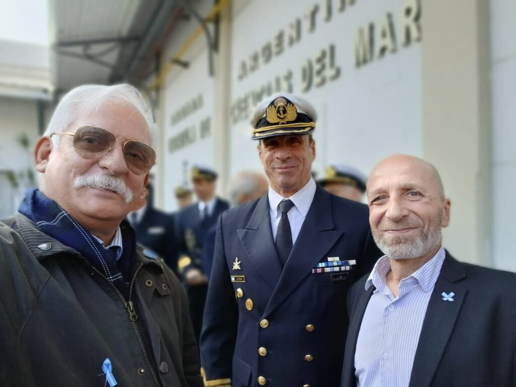 CARLOS ZAPATA: Participó del homenaje por los 200 años del Combate Naval de Los Pozos