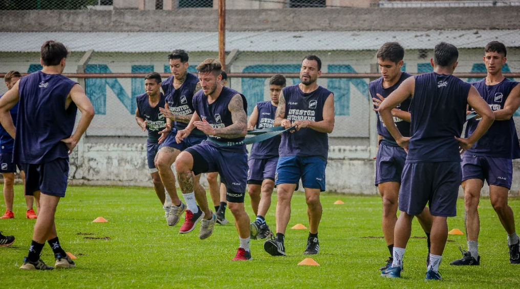 DEPORTES: Juventud vuelve al ruedo y va por un triunfo clave ante Sarmiento