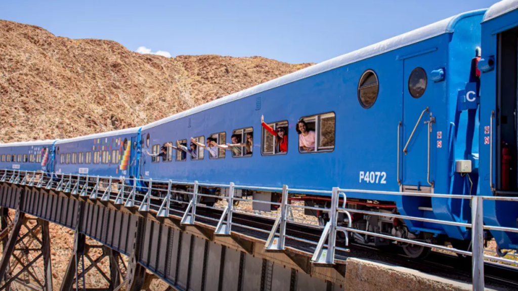 TREN A LAS NUBES: Estrenó su canción oficial con un emotivo homenaje en La Polvorilla
