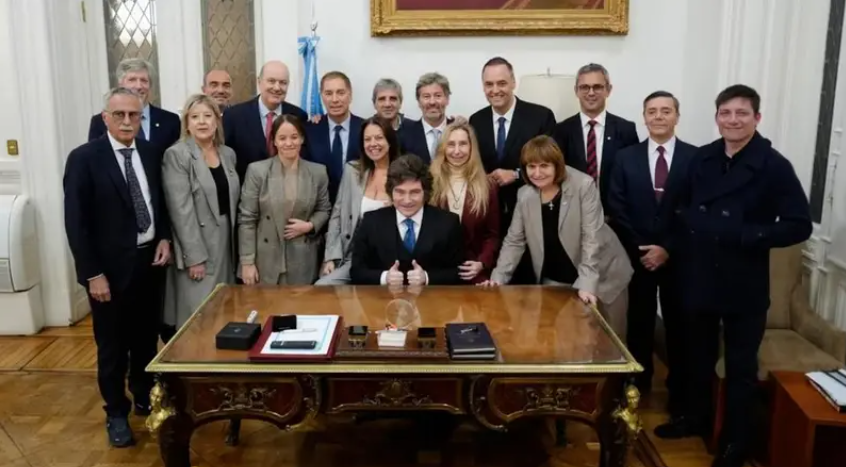 AL ESTILO ADORNI: Los integrantes del Gobierno que se adhirieron al régimen simplificado de Ganancias