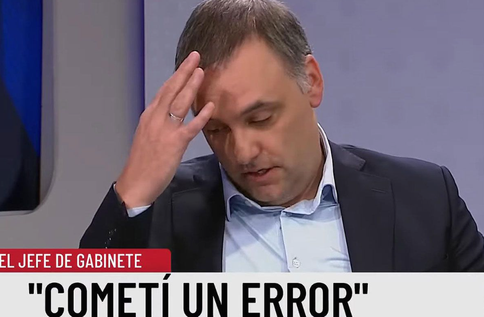 EL BLINDAJE DIGITAL SE ROMPIÓ: Manuel Adorni pasó de estrella libertaria a ser un problema para el gobierno