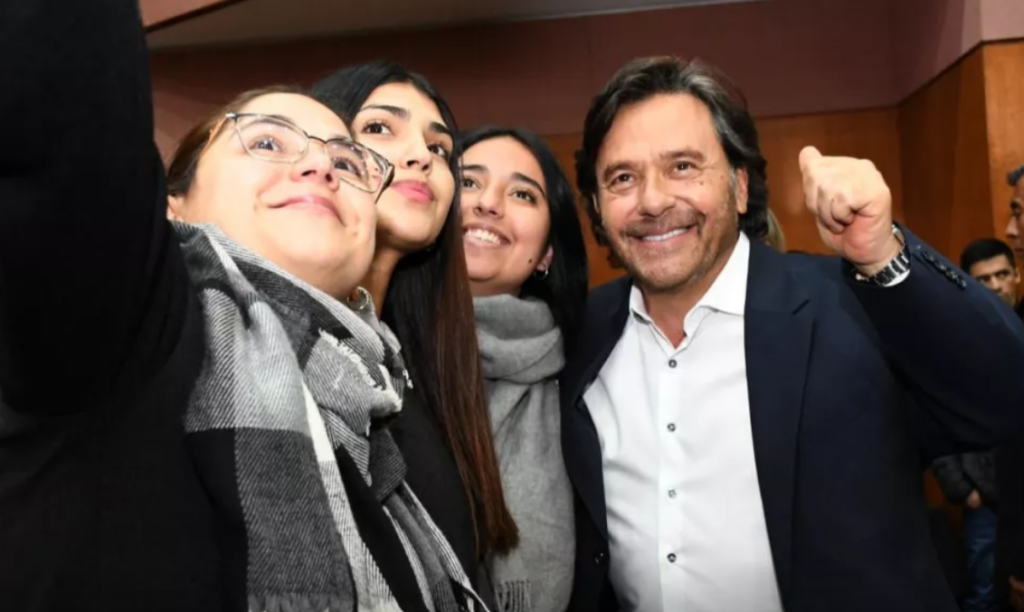 GUSTAVO SÁENZ APUESTA POR LA EDUCACIÓN: Becas para Medicina y $2.000 millones para escuelas técnicas