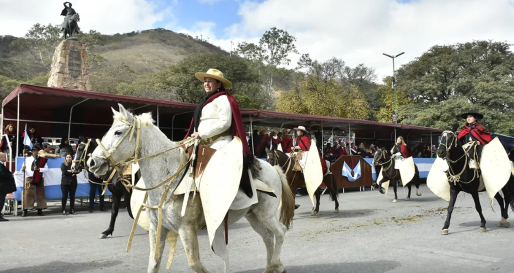 SALTA HONRA A GÜEMES: Vigilia, homenajes y un masivo desfile por el héroe gaucho