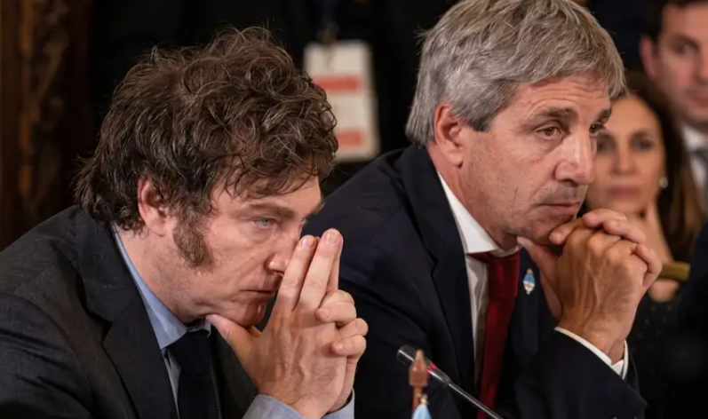 ¡EL FIN DE LA IMPUNIDAD! El escándalo de Adorni le hace caer a Milei una ley clave y desata una sangrienta interna en la Rosada
