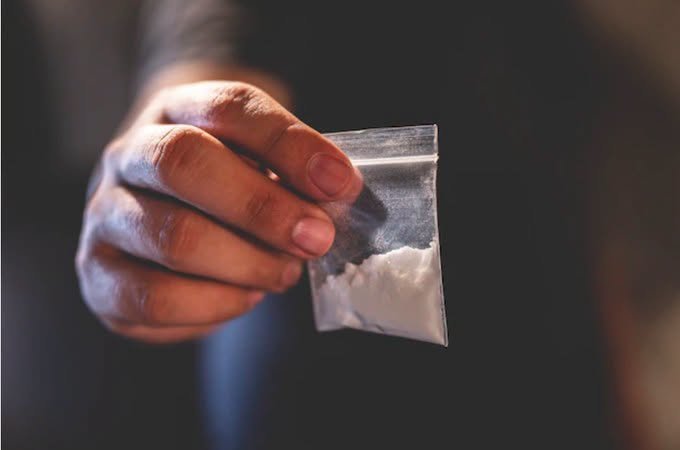 En operativo de violencia familiar hallan cocaína