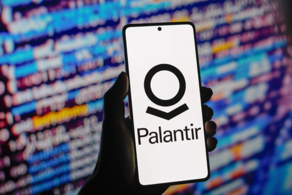 ENTREGANDO LA PATRIA: Advierten por el interés de Palantir sobre ARSAT y la infraestructura de datos del Estado