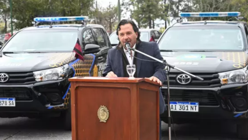Sáenz anunció más inversión en seguridad y aseguró que ya renovó el 60% de la flota policial