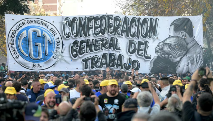 La CGT contra Milei: prepara un paro general con movilización