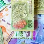 Policía acusado de robar $2 millones