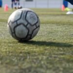 Investigan a un entrenador por mensajes a dos adolescentes