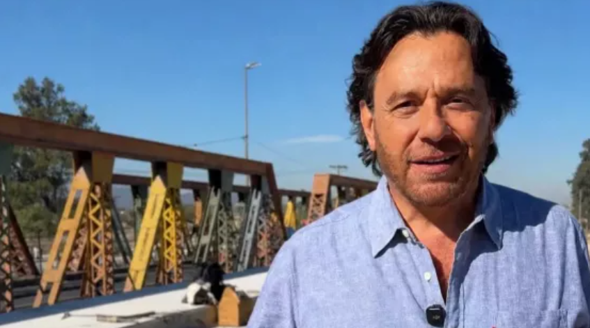 Sáenz recorrió la obra del puente sobre el río Vaqueros que busca mejorar la conexión vial