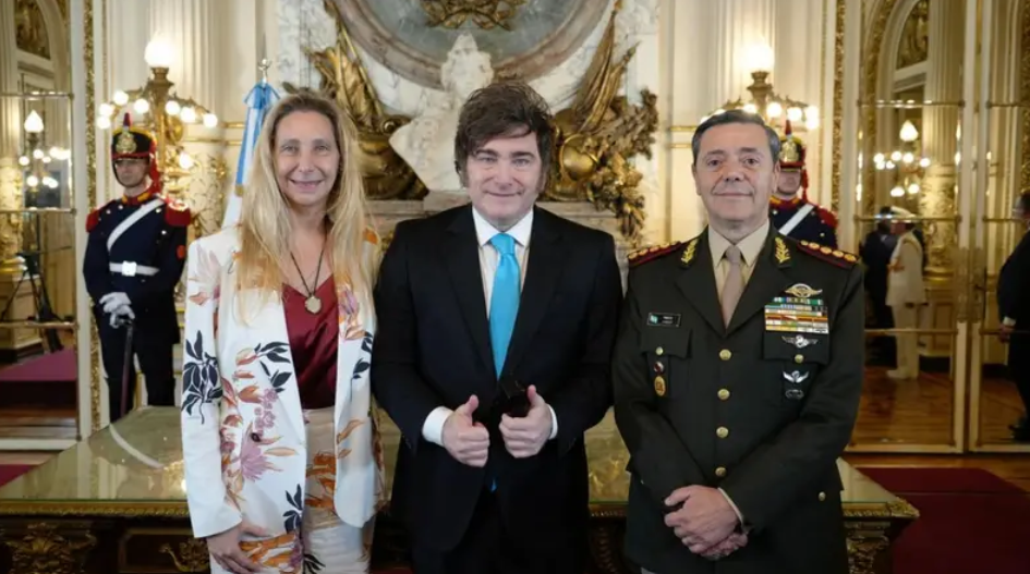 Milei y la libertad de prohibir: Militares no podrán quejarse por sus salarios en redes