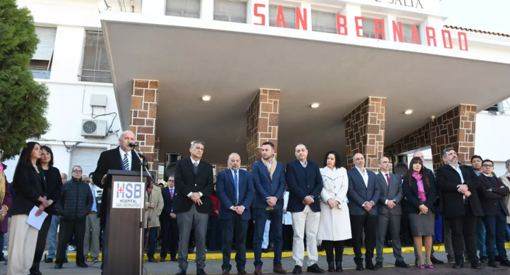 Hospital San Bernardo cumple 66 años y atiende a 1.100 pacientes por día