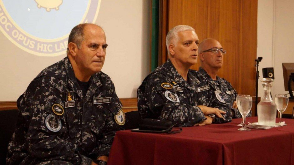 ¡Otro escándalo en la Armada!: denuncian sobresueldos por más de 1600 millones