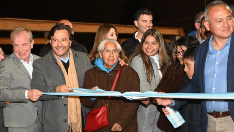 Sáenz habilitó el nuevo puente de Vaqueros y apuntó a las demoras de Nación