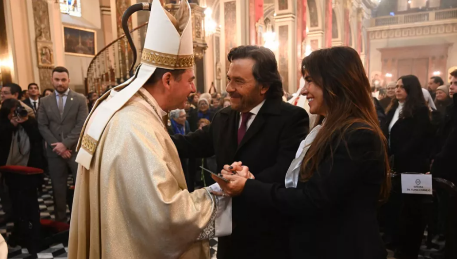 Sáenz participó del Triduo del Milagro y la Iglesia pidió paz social