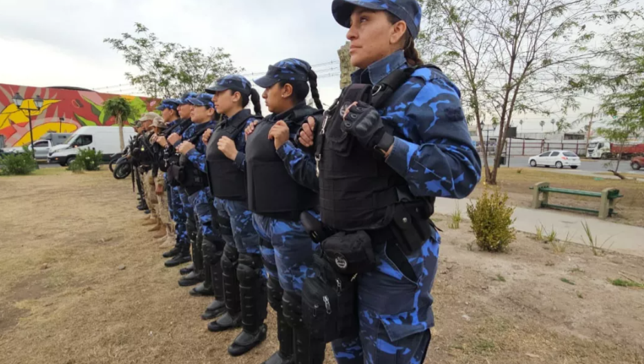 Operativo policial en Villa Cristina y Lola Mora