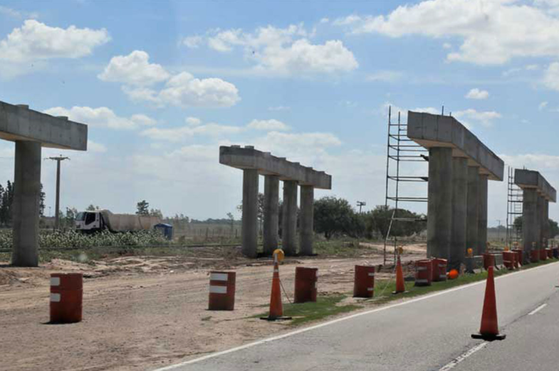 ¿Y TODAVÍA LE CREEN?: Milei frenó más de 2.000 obras públicas en todo el país