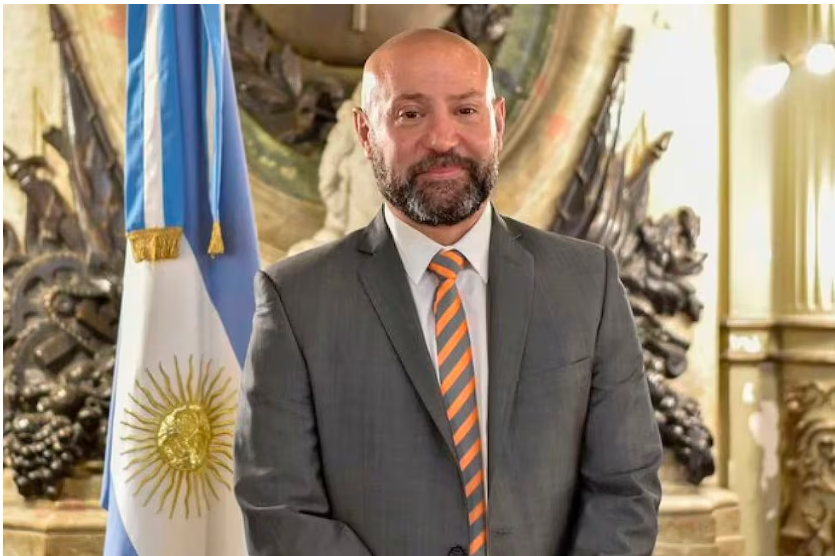 Detectan sobreprecios en ANDIS de hasta 1972%