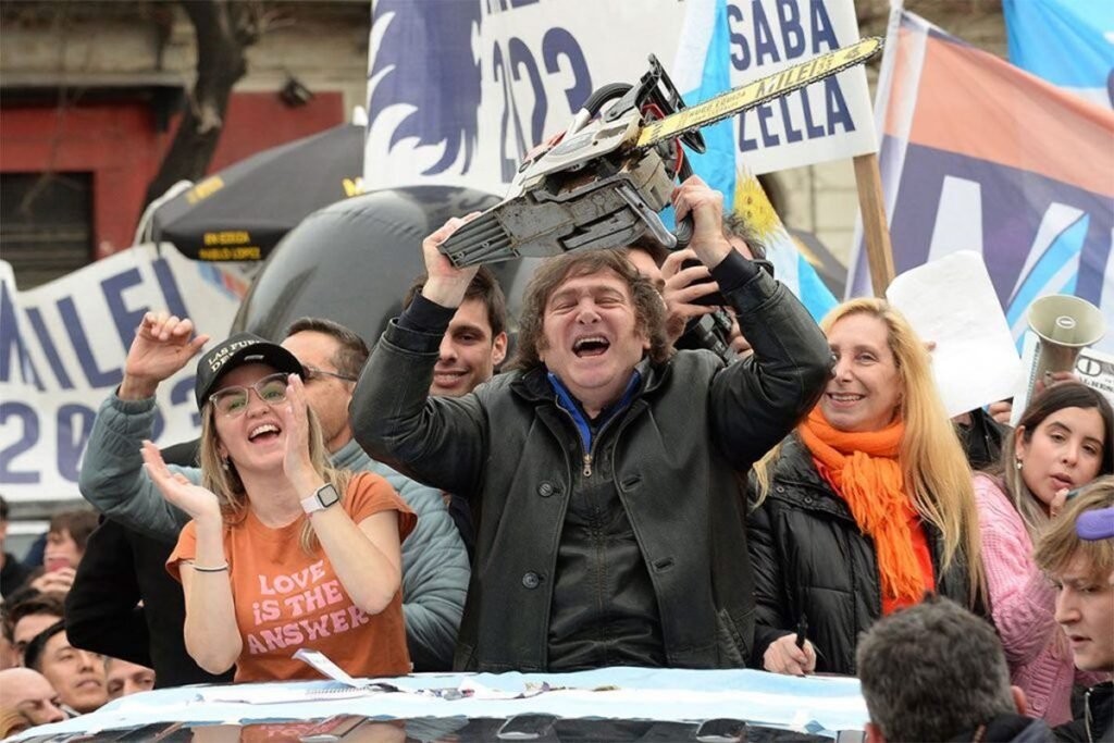 Milei profundiza el ajuste: las provincias recibieron 66,4% menos en agosto